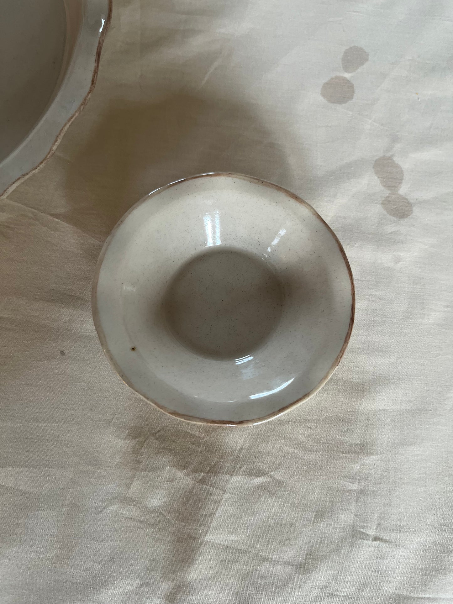 Small Chestnut Wavy Dish