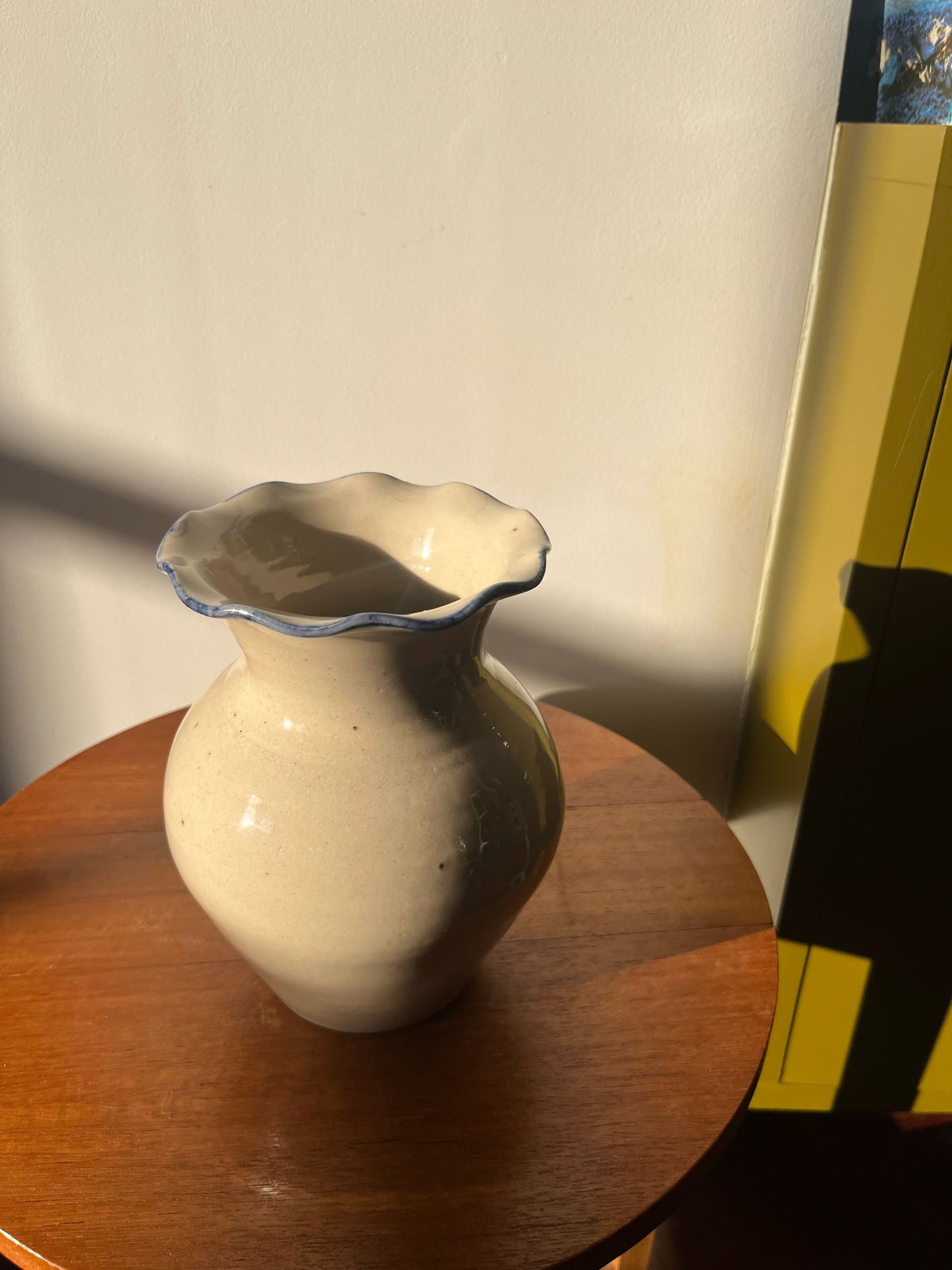 Blue-rimmed frilly vase #2