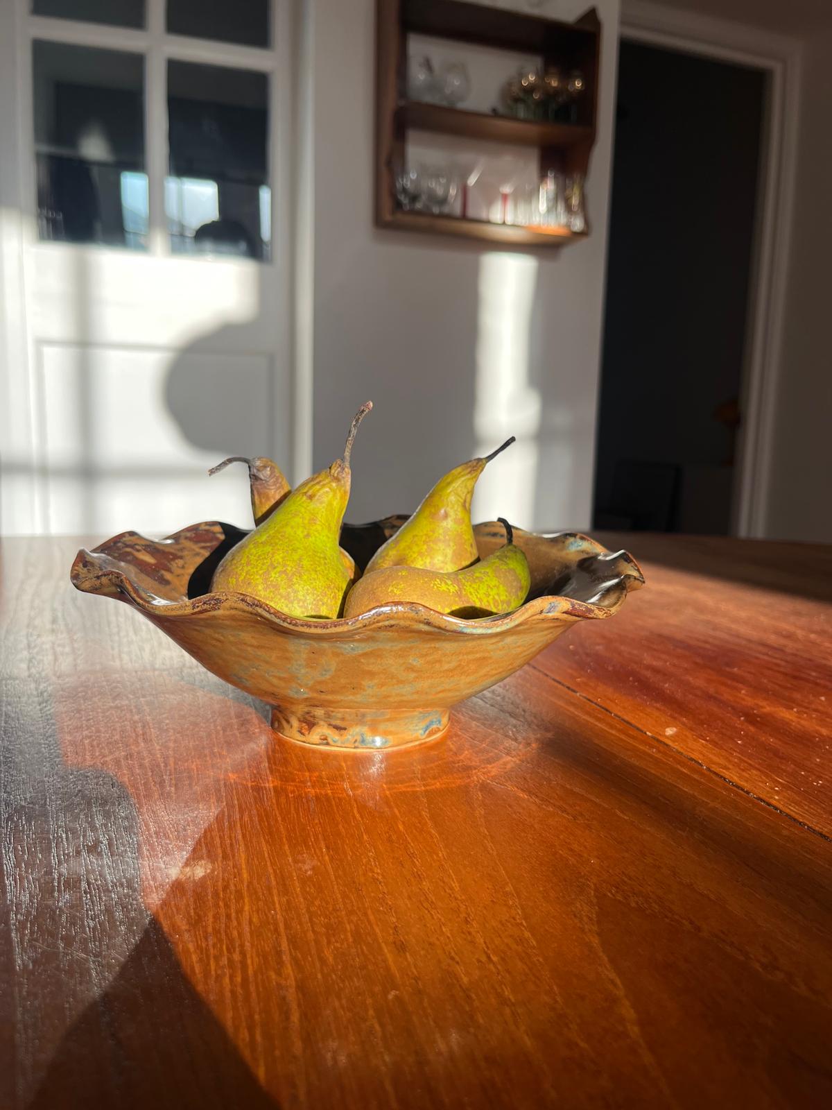 Wavy Fruit Bowl in Tortoiseshell