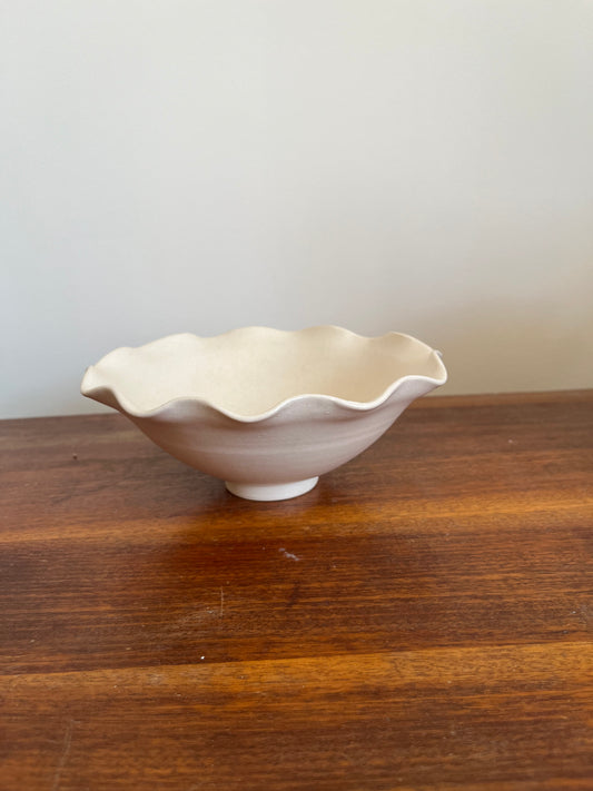 Wavy Satin Cream Bowl