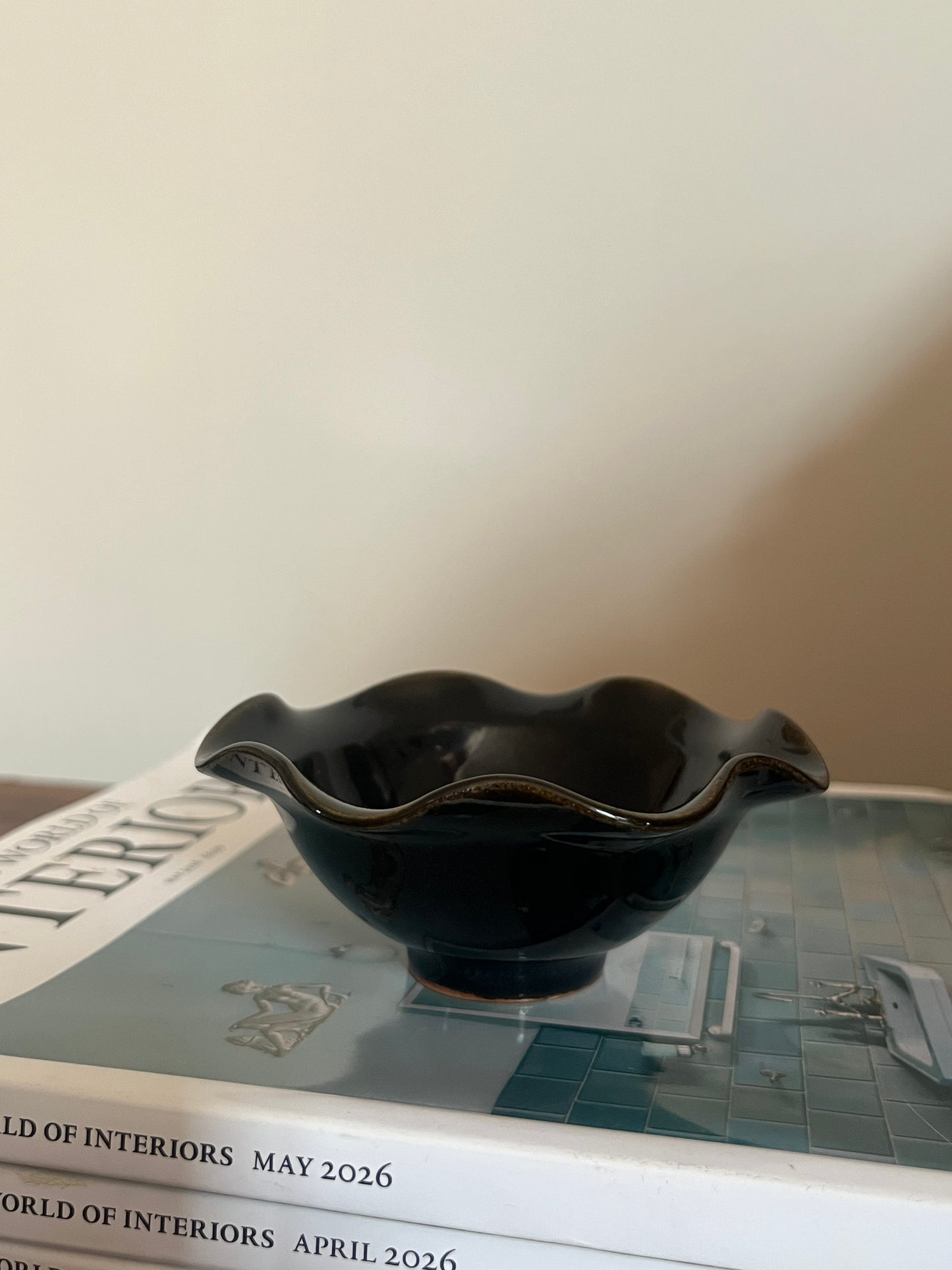 Miniature Bowl - Glossy Black