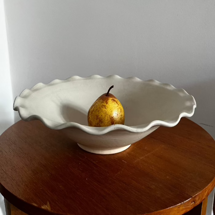Wavy Fruit Bowl
